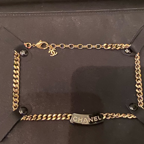 New💕2022 Chanel Necklace 💕 - Picture 2 of 14